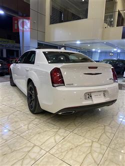 كرايسلر 300